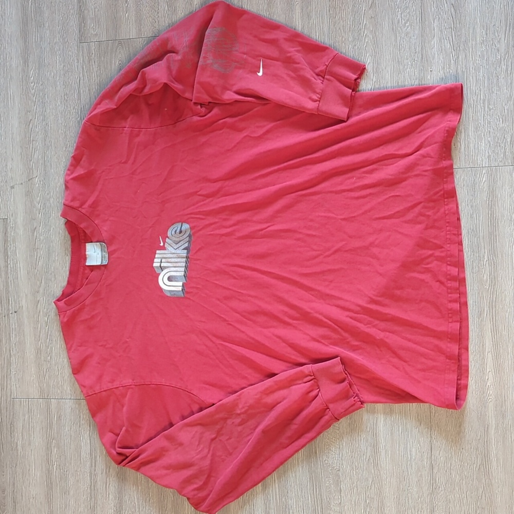 Distressed vintage Nike tee